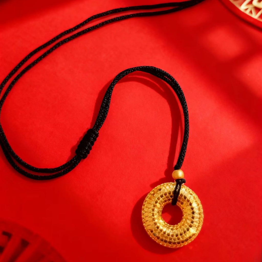 Dragon Scale Honeycomb Peace Pendant Sweater Chain Charm