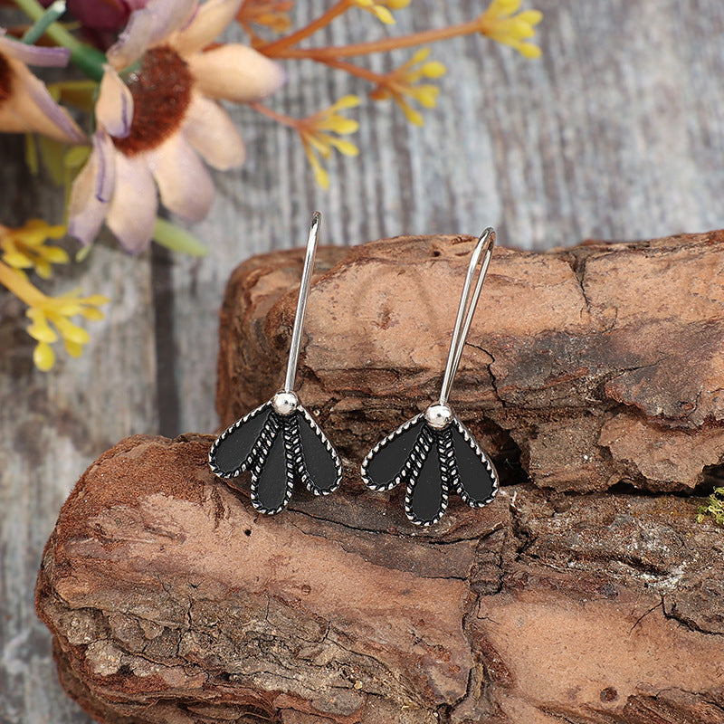 Womens Retro Fashion Petal Earrings