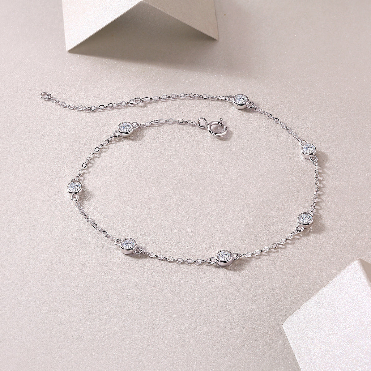Dynamic Bubble - A Fashionable And Light Luxury Jewelry Silver Bracelet And Bracelet Set With Top-quality Moissanite, S925 Silver Electroplated Platinum