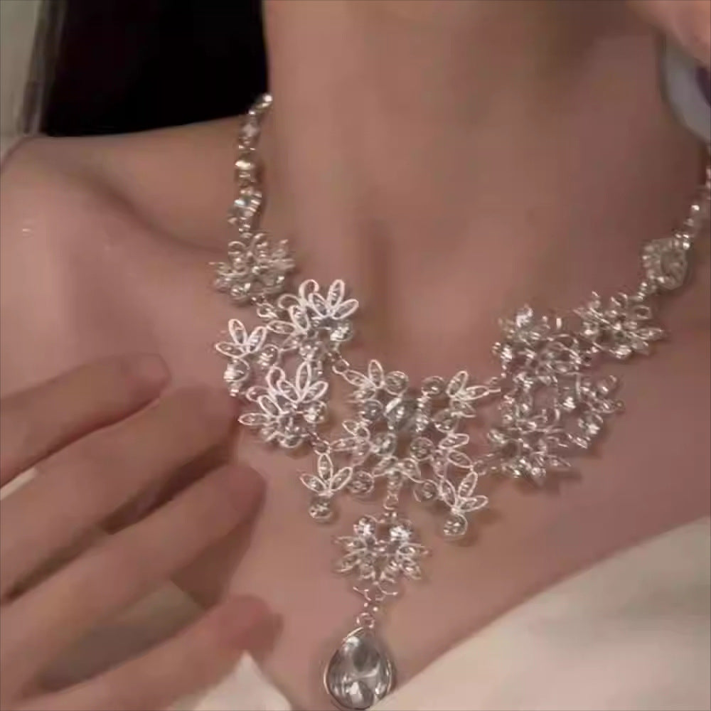 Waterdrop Flower Necklace Bridal Accessory With A Luxe