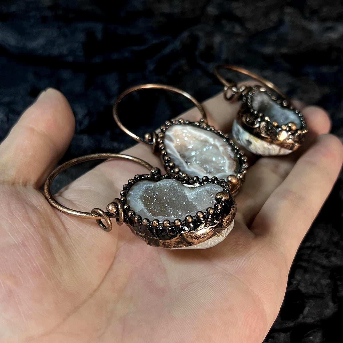 Exaggerated Niche Bronze Sweater Chain Pendant