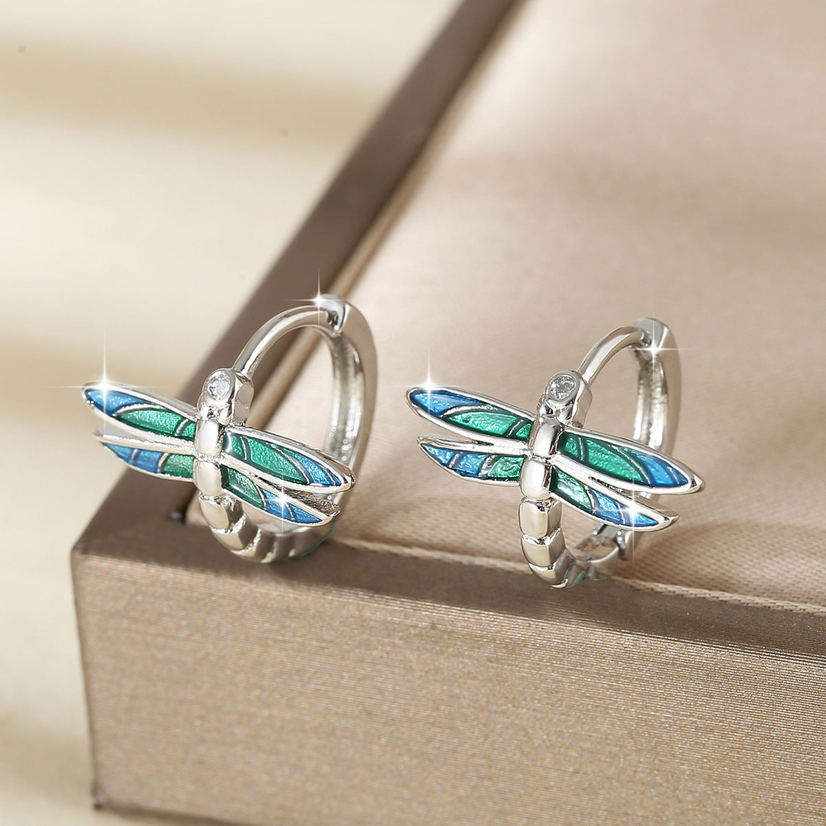 European And American-style Elegant And Fashionable Copper Dragonfly Drop Earrings
