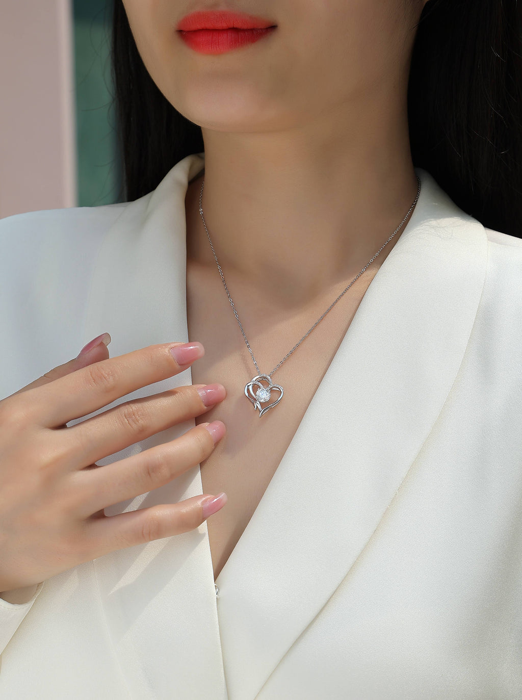 Heart To Heart - A Fashionable And Light Luxury Jewelry Pendant Necklace Set With Top-quality Moissanite, S925 Silver Plated Platinum