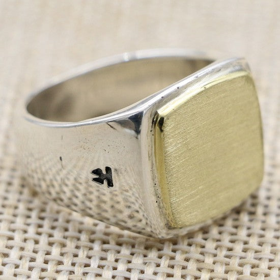Exquisite Ring With A Smooth, Gold-plated Surface Made Of Sterling Silver