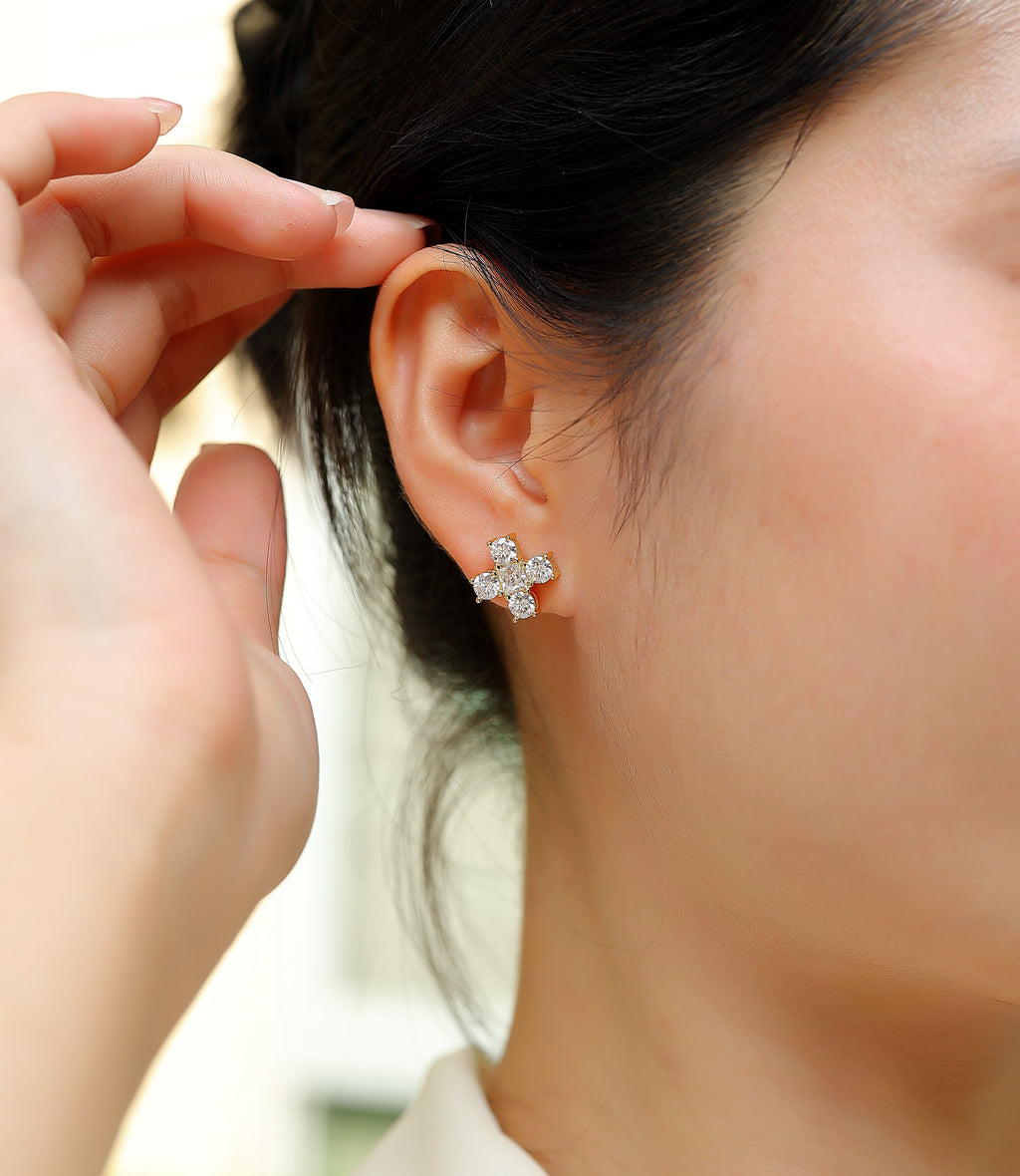 Holy Crystal - Set With Top-quality Moissanite, Luxurious And Fashionable Light Luxury Jewelry, Silver Stud Earrings, S925 Silver Plated With Gold