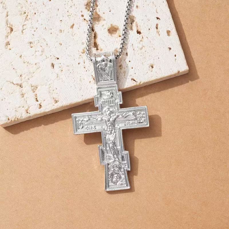 Versatile Alloy Pendant With A Distinctive Necklace