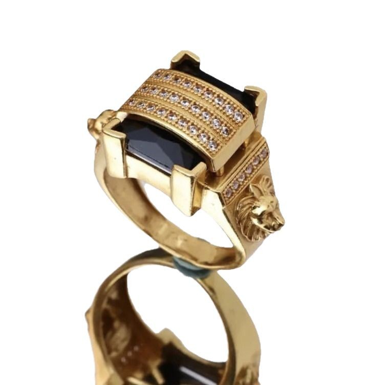 Mens Gold-plated Ring Inlaid With Black Diamonds