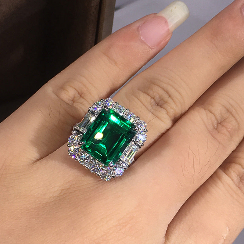 Womens Stylish High-end Refined Geometric Ring