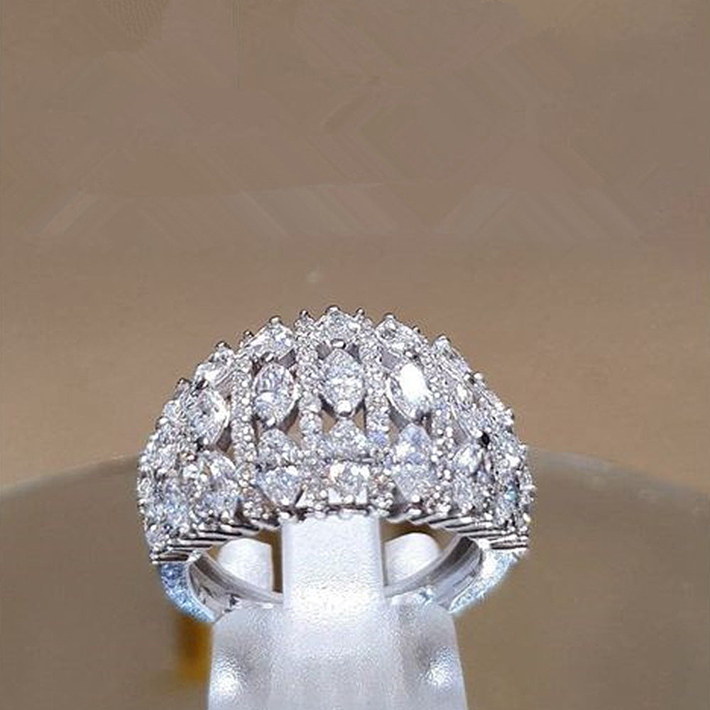 Womens Light Luxury Starry Sky Ring