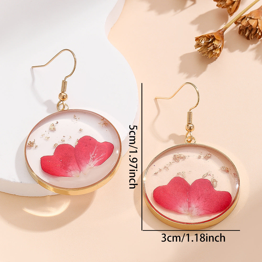 Fresh And Stylish Resin Daisy Earrings With Preserved Flowers A Unique Statement Piece