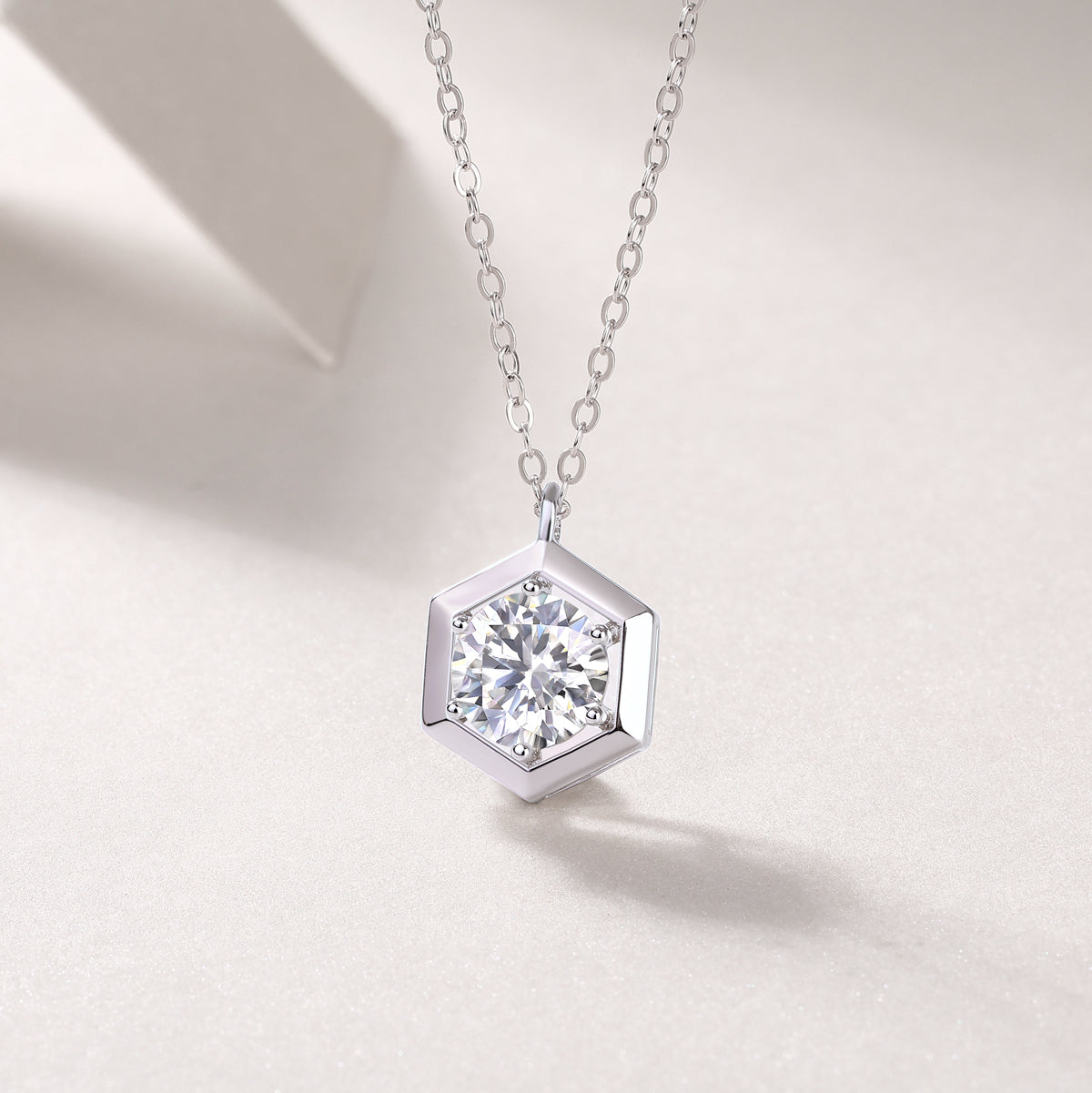 A Fraction Of A Fraction - Top-quality Moissanite Fashionable Light Luxury Jewelry Silver Pendant Necklace S925 Silver Plated Platinum